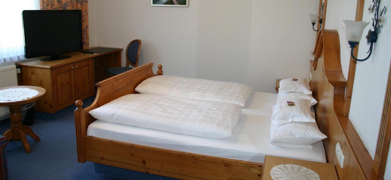 Landhotel Gasthof Huber Merching Esterno foto