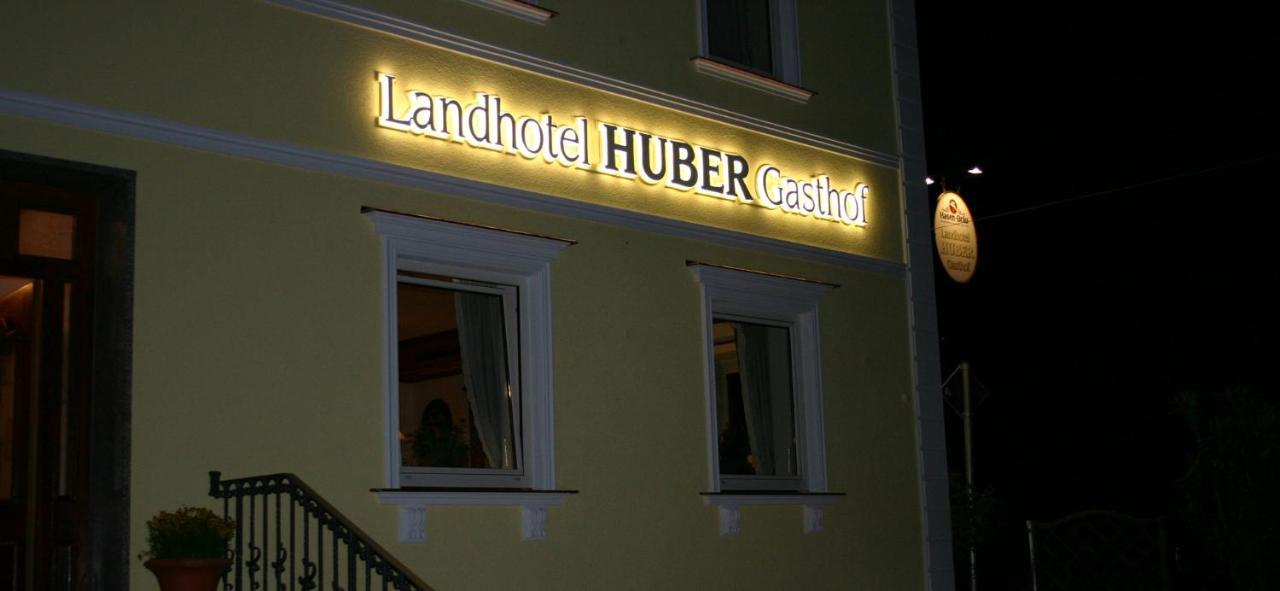 Landhotel Gasthof Huber Merching Esterno foto