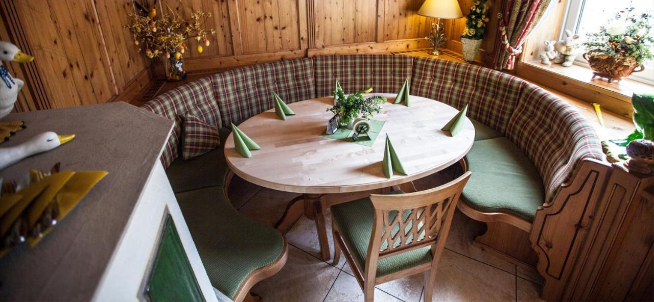 Landhotel Gasthof Huber Merching Esterno foto