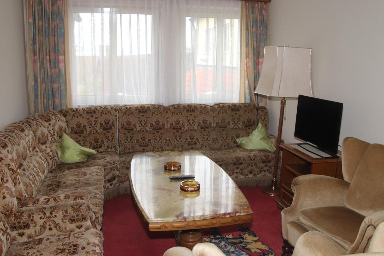 Landhotel Gasthof Huber Merching Esterno foto