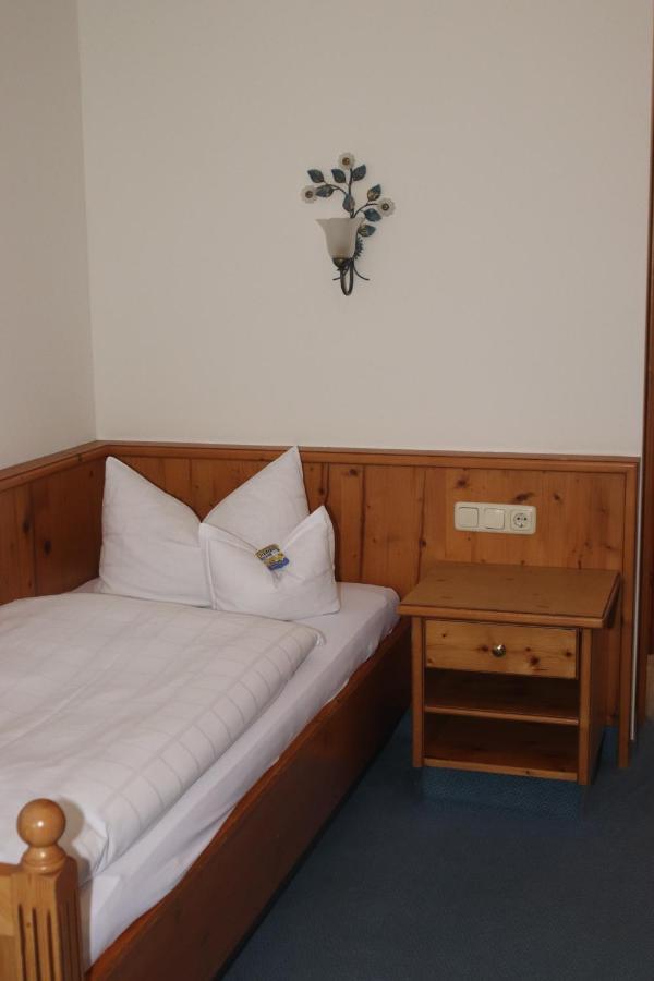 Landhotel Gasthof Huber Merching Esterno foto
